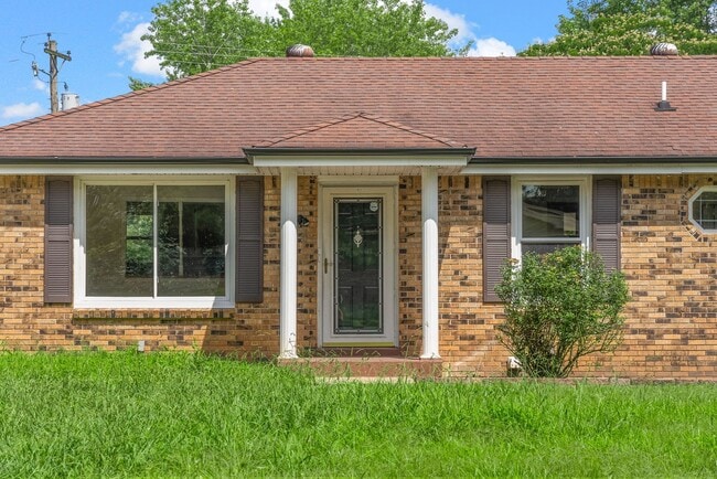 Building Photo - 3 Bedroom Pet Friendly Home For Rent with ...