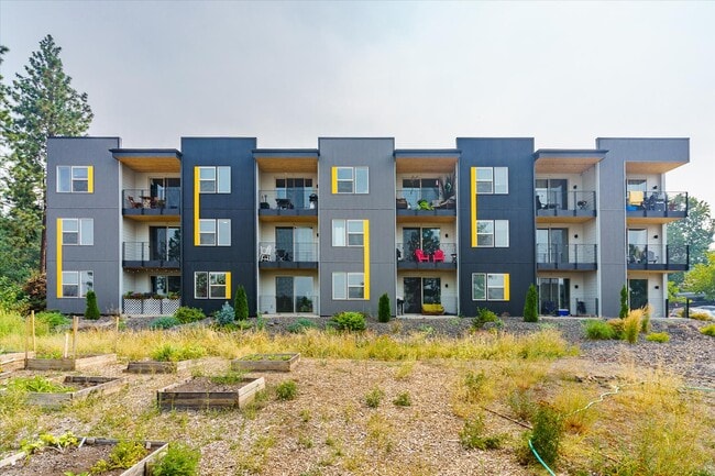 Building Photo - The Scott Residence