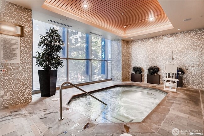 Building Photo - Stunning 2BR/2Bath luxury condo above Hyatt at Olive 8