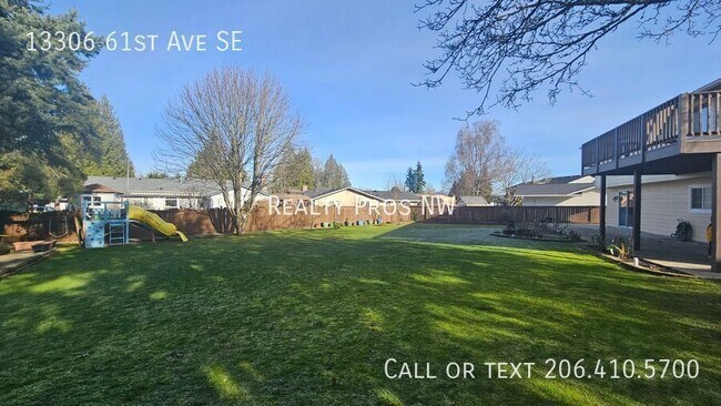 Building Photo - 13306 61st Ave SE