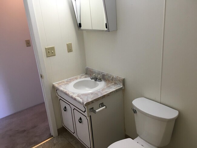 Building Photo - 3981 Brown Ave