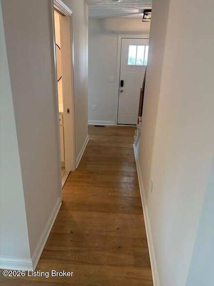 Building Photo - 401 Butterfield Dr