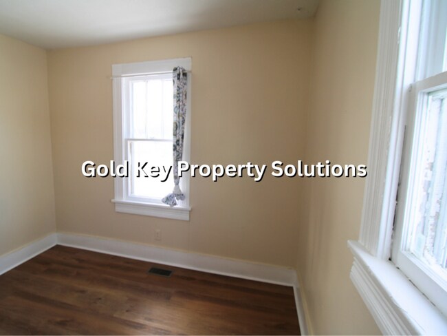 Building Photo - 124-126 E. 21ST