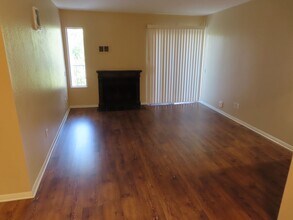 Building Photo - Two Bedroom Condo in Golden Hill