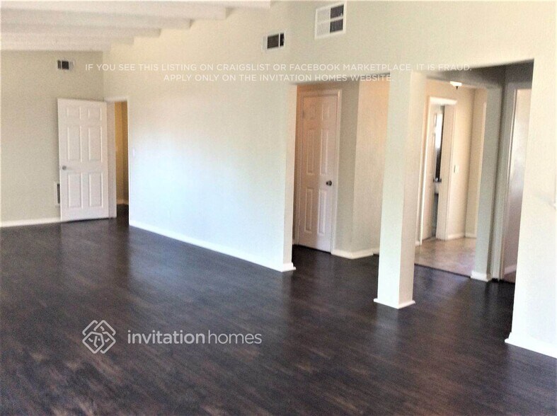 Building Photo - 7715 Bluebell Ave
