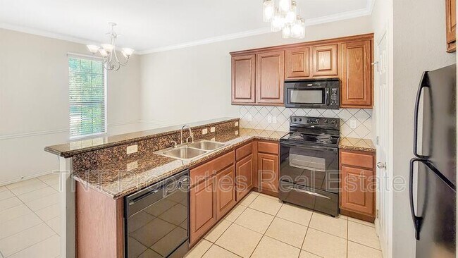 Building Photo - 168 Forest Dr Loop