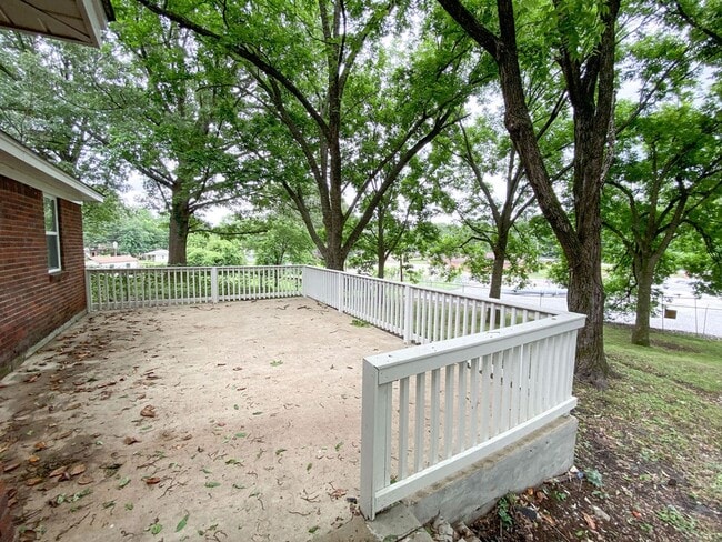 Building Photo - 4 bedroom, 2 bathroom in Southaven recentl...