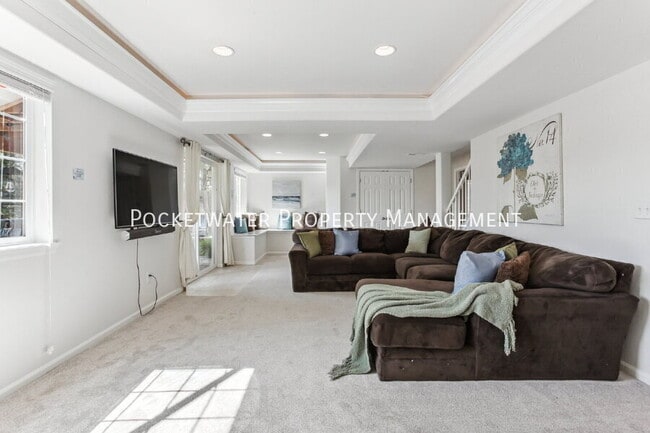 Building Photo - 3435 Castle Peak Ave