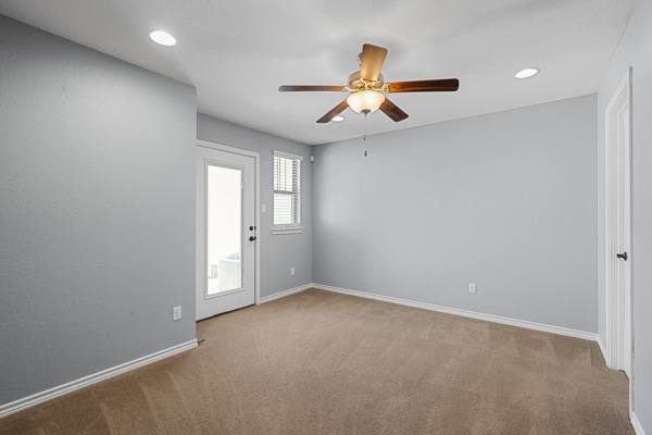 Building Photo - 1217 Highknoll Ln