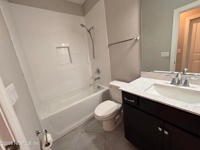 Building Photo - 212 Willow Crk Ct