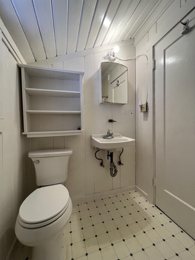 Building Photo - 3343 St Marys Rd