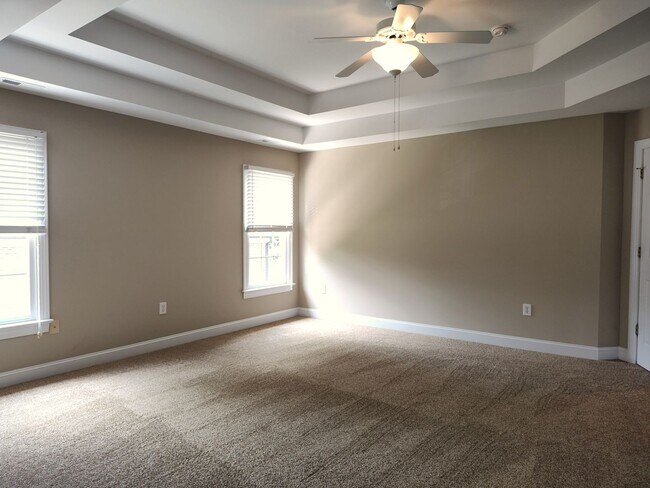 Building Photo - Georgeous home located in the  Shannamara Golf Club Community in Matthews!