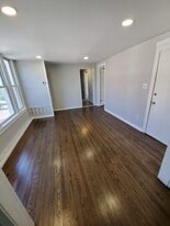 Building Photo - 2704 E 77th St
