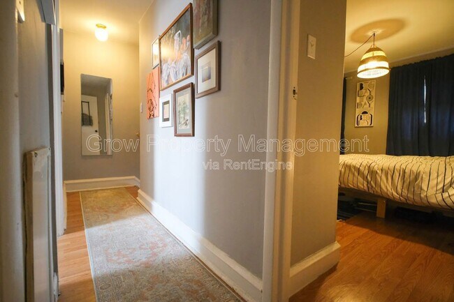 Building Photo - 928 Hoffman St