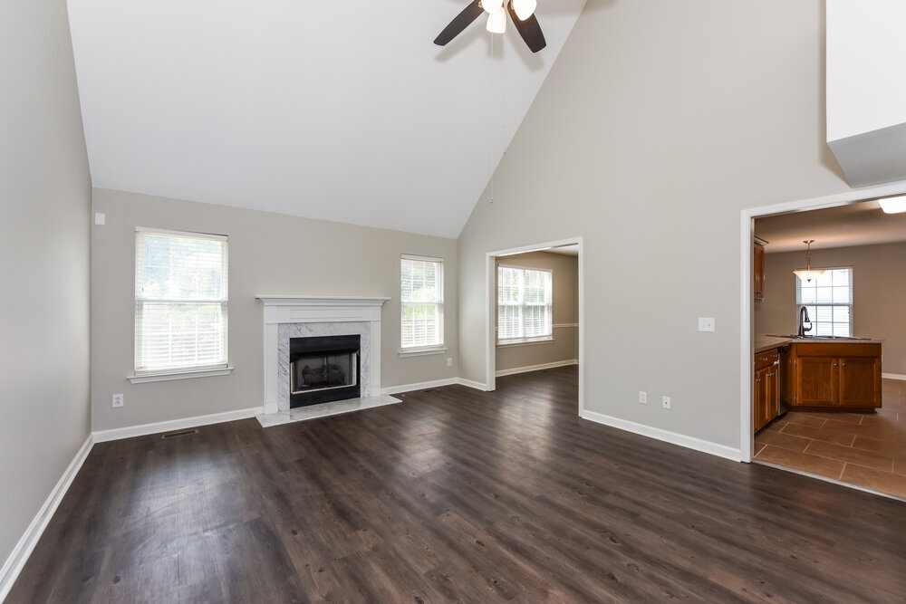Building Photo - 1594 Laurel Ledge Dr