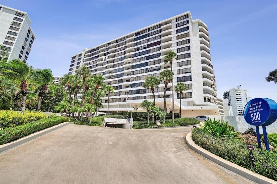 Building Photo - 500 Three Islands Blvd