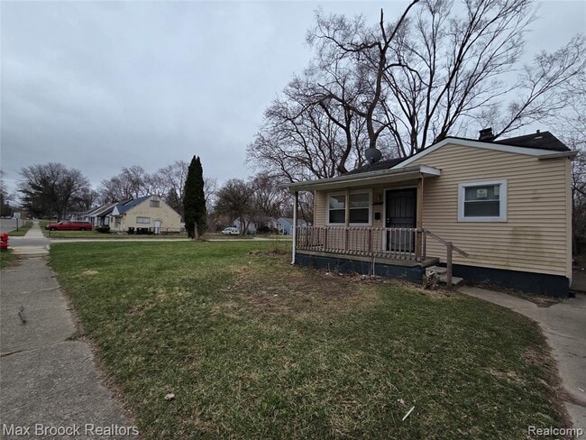 Building Photo - 24511 Florence St