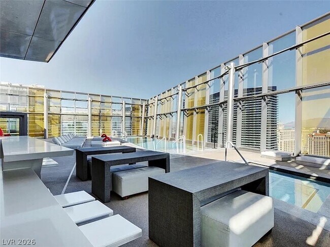 Building Photo - 3722 S Las Vegas Blvd