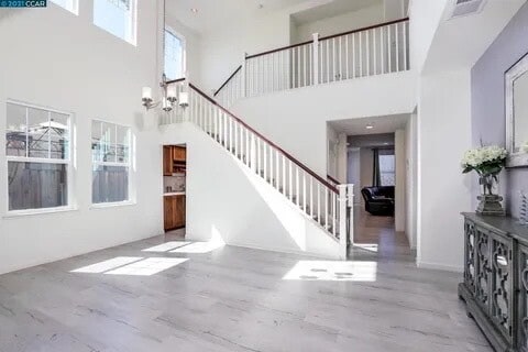 Building Photo - 2988 Aldrich St