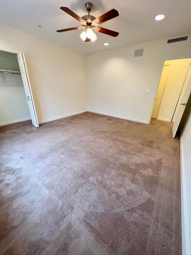 Building Photo - Charming 1-Bedroom Apartment in Wyncote! Available Late July!