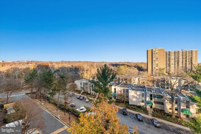 Building Photo - 5300 Holmes Run Pkwy