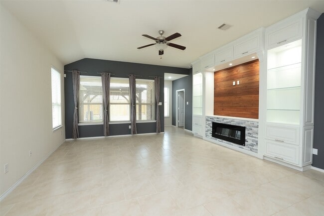 Building Photo - 14022 White Cloud Ln