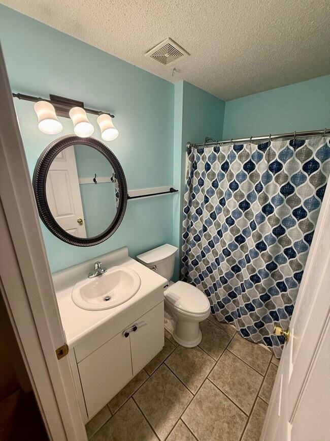 Building Photo - Your Own Backyard Oasis – 3 Bedroom Pool Home in South Crestview!