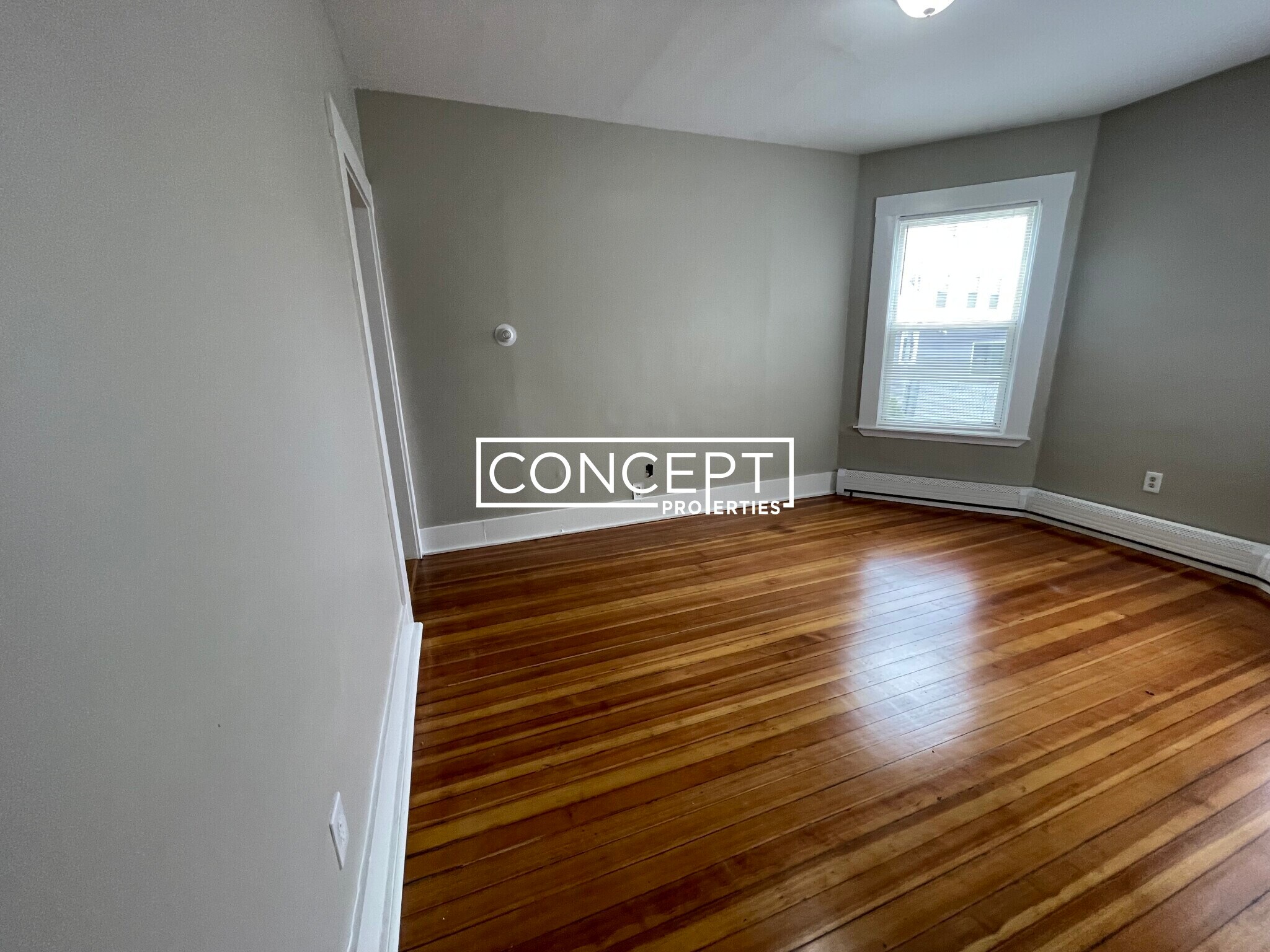 Building Photo - 6 Bowdoin Park