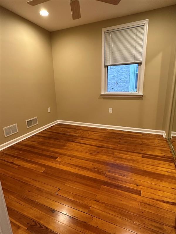 Building Photo - 11 N Warner Ave