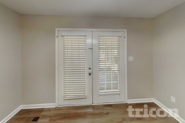 Building Photo - 1614 Barbara Ann Cir