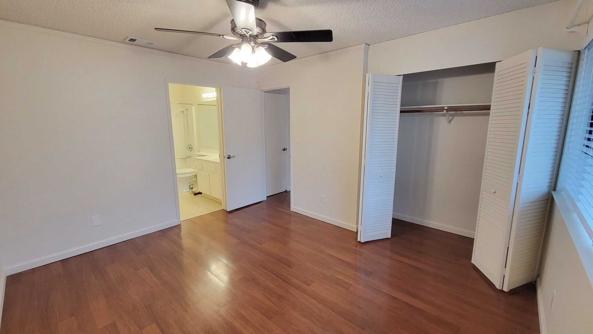 Bedroom - 2008 La Terrace Cir