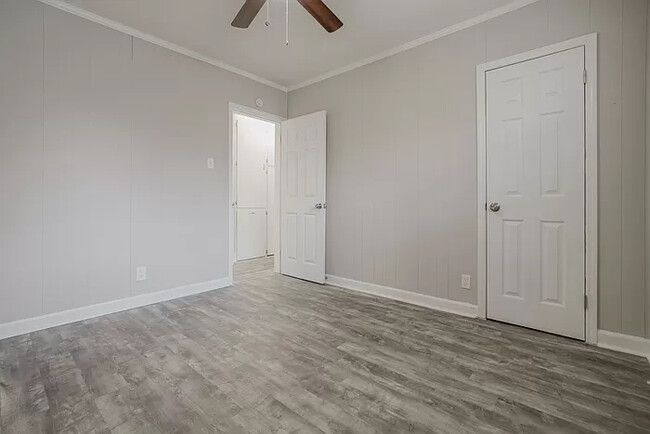 Building Photo - 2659 Harvey Ave