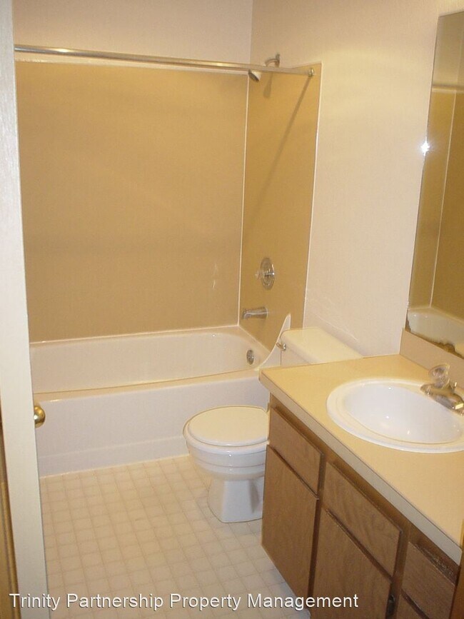 Building Photo - 4315 9th Ave NE