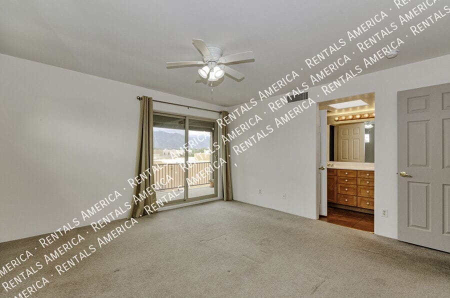 Building Photo - 2974 N Cardell Cir