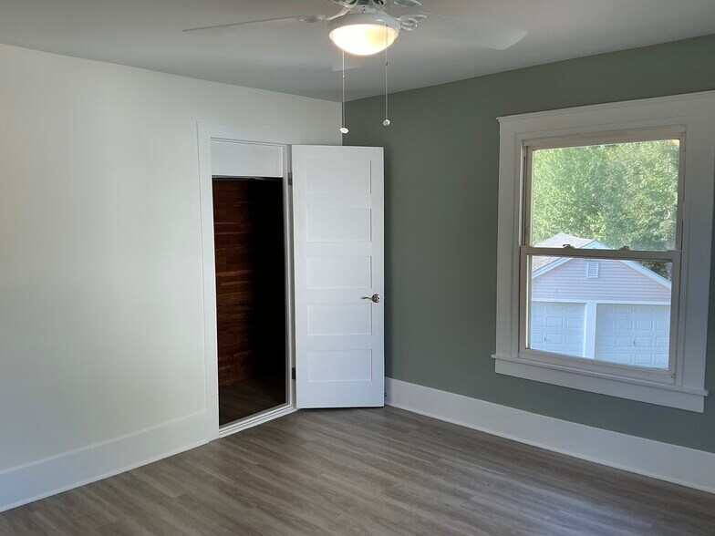 Building Photo - 35 West St