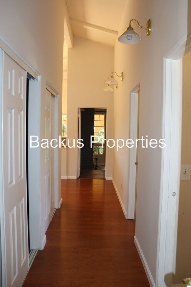 Building Photo - Wonderful four bedroom home in Hidden Hills neighborhood in Carmel Valley