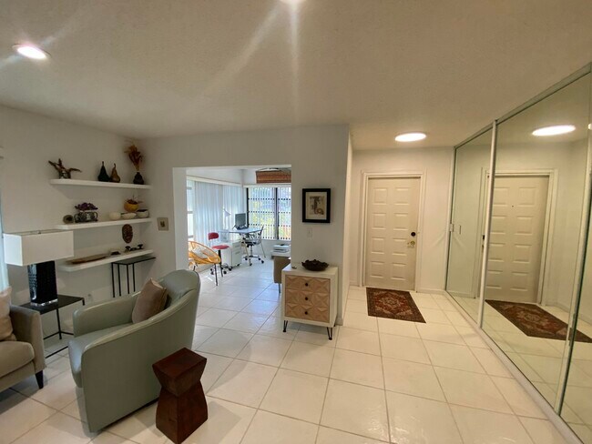 Building Photo - 5061 Nesting Way