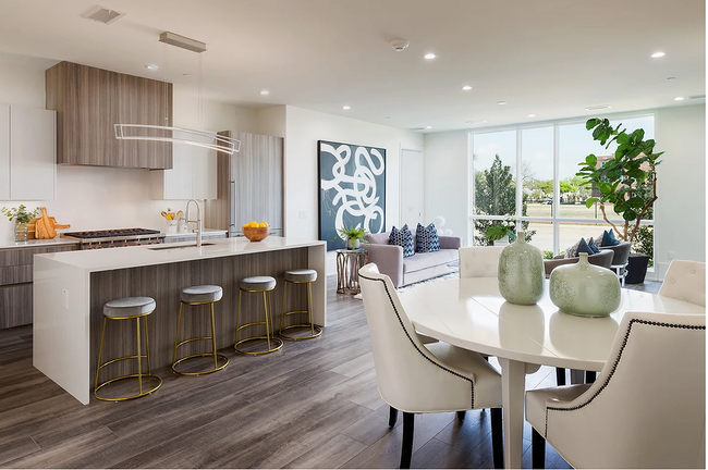 Dining Area - 3525 Normandy