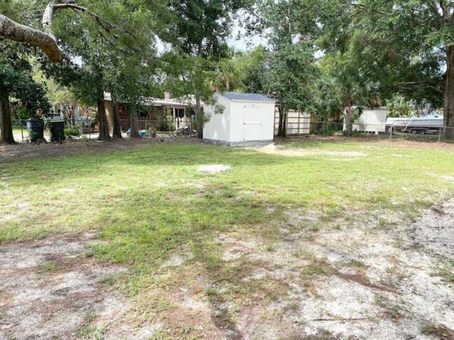 Building Photo - 3 Bedroom 2 Bath Home for Rent - Includes ...