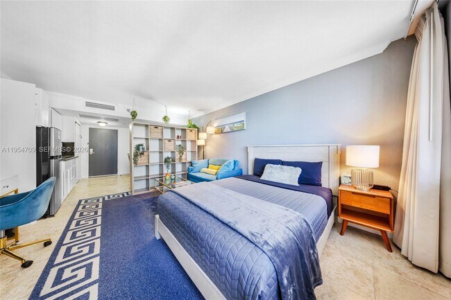 Building Photo - 19201 Collins Ave