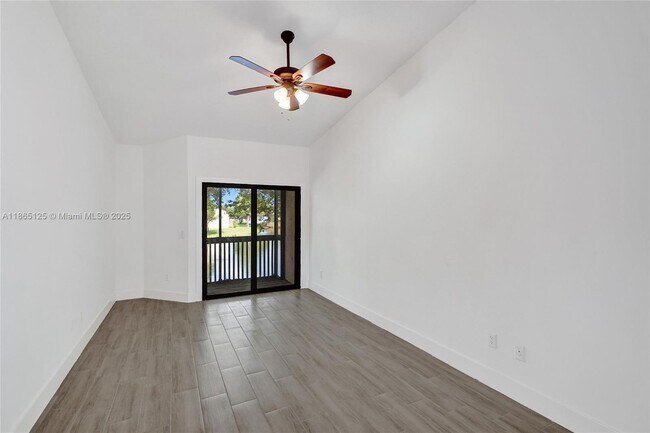 Building Photo - 4163 SW 85th Ave
