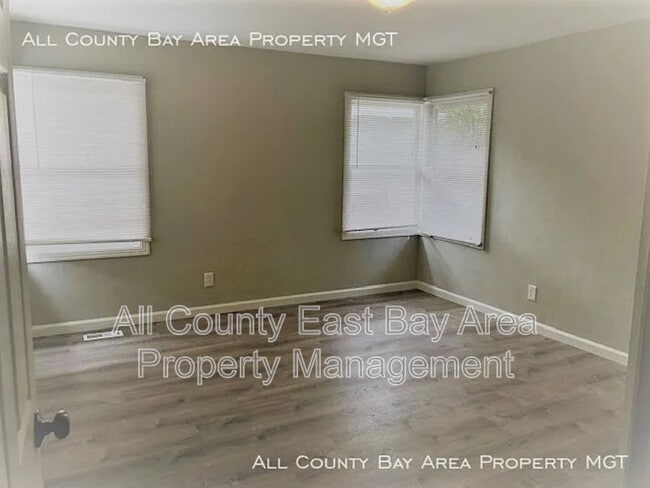 Building Photo - 3405 Willow Pass Rd