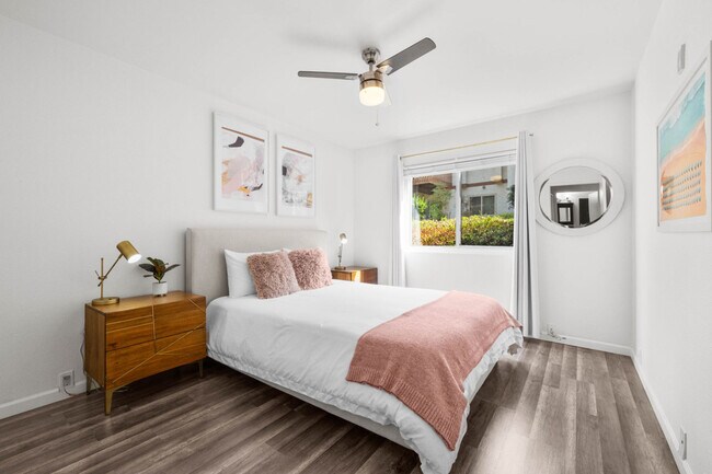 Building Photo - 6370 Rancho Mission Rd