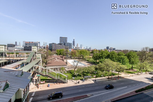 Building Photo - 150 N Ashland Ave