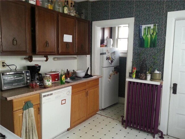 Building Photo - Huge 5 Bedroom Como House for Sept 2026!