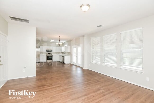Building Photo - 5913 Bridal Trail