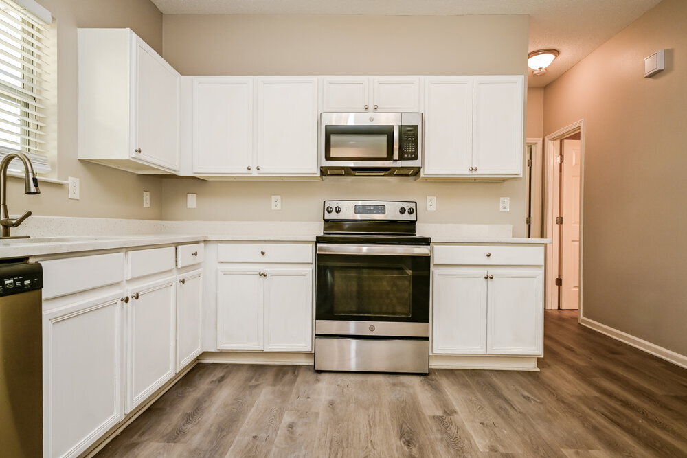 Building Photo - 2009 Farm Hill Ct