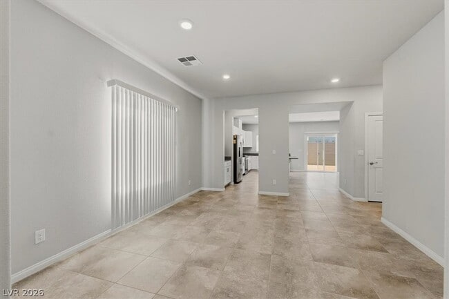 Building Photo - 1058 Willow Berry Ave