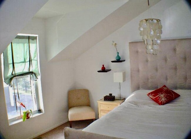 Building Photo - Glenwood Springs Townhouse