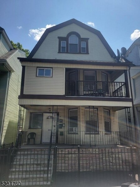 Primary Photo - 48 N 18th St